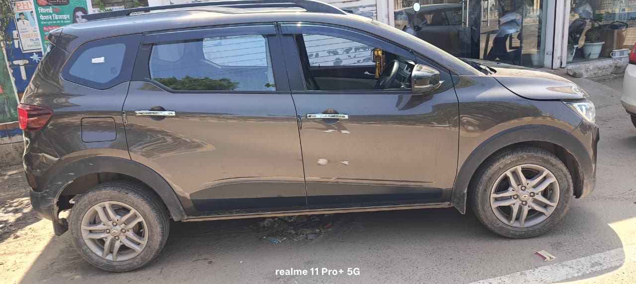 Renault Triber(2023-2024) Rxz